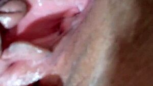 limpando o mel do meu vibrador e gozando mais parte 2 2
