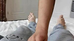 ma copine me suce devant le porno dune amatrice francaise julynovember