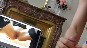 ma copine me suce devant le porno dune amatrice francaise julynovember