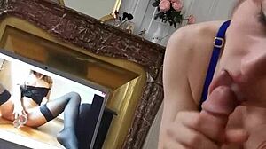 ma copine me suce devant le porno dune amatrice francaise julynovember