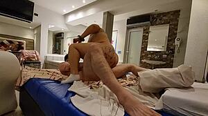 Madre soltera, first video?