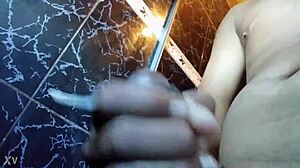 Shemale novinha putas fuck pussies hard in explicit hardcore scenes featuring trans women and young whores