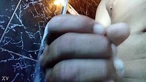 Shemale novinha putas fuck pussies hard in explicit hardcore scenes featuring trans women and young whores