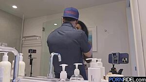 I love melanie muse's rough big dick face fucking, so disrespectfully sloppy