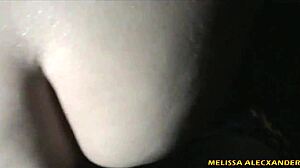 Chupadinha na praia leva no rabo escondido sem ninguem ver