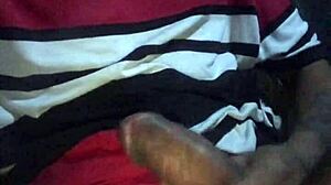 punheta rapidinha no estacionamento do mercado