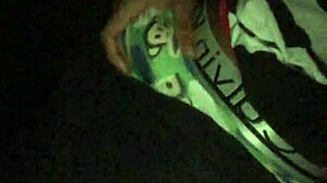 punheta rapidinha no estacionamento do mercado