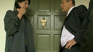 fucking milf pussy to orgasm in one on one