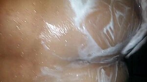 los mejores momentos de mi esposa en la ducha invita a un amigo karina y lucas