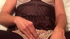 pissing player game session