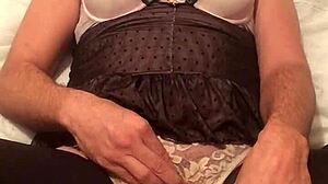 pissing player game session