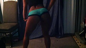 Skinny dancing chick gets wild!