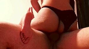 I swallow my bosss thick cock and fuck him at work 😈