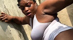 Who can handle this alpha baddie's outdoor banging?