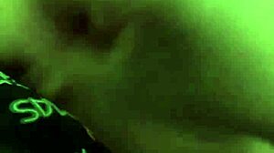 HANDJOB FROM MY WIFE CUMS HARD