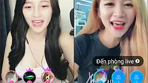 i watch two cute girls on uplive livestream