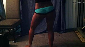 Skinny dancing chick gets wild!