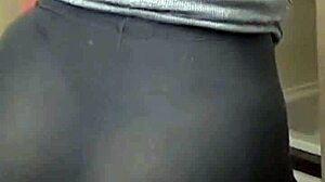 I share my Latina style in tight leggings as a teen