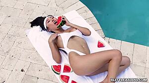 honey pants and screams during deep penetration