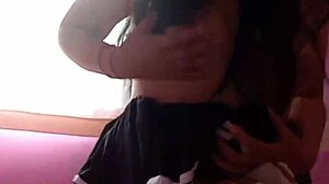 Me Encanta Cabalgar Mi Almohada Y Tocarme Bien Rico Mi Vagina Rosadita!