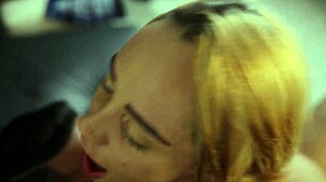 blonde girl does a program for 50 reais