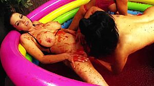 Eva Charlie And Alyson Play With Crushing Cream