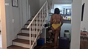 A Morena Rabuda Venho Me Mostrar O Novo Biquine N�o Aguentei E Meti A Rola Naquele Bucet�o