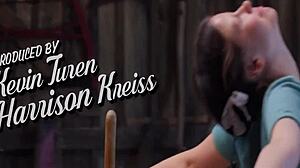 pearl 2022 safada caindo na vara do espantalho pauzudo