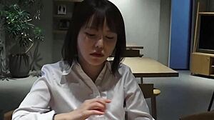 Affair with this cute Japanese office lady in her workplace.