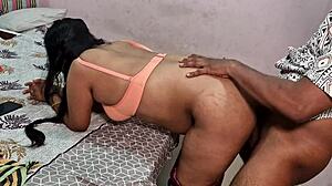 स्कूल गर्ल को ट्यूशन टीचर ने घोड़ी बना पेला