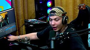 mari ávila's body drives ruan wild on podcast