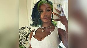 dare you stroke to sza's sexy ebony curves tribute