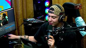 mari ávila's body drives ruan wild on podcast