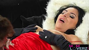 Stepmom Kira Queen Dating Her Stepson!