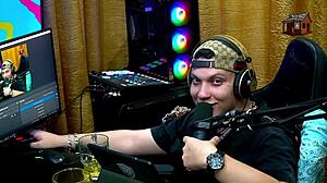 mari ávila's body drives ruan wild on podcast