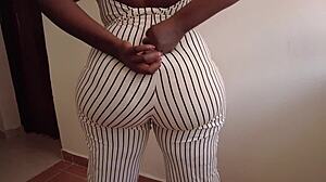 Teasing Apple Bottom Big Ass Gets Pounded Deep