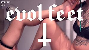 Worshipping Pretty Bare Feet Toes with Vibrator Cum