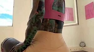 Anuskatzz Twerks Athletic Ass in Exotic Heels Pole Dance Mix