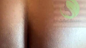 i'm the hottest chef ya know givin' ya my wet pussy ta eat right now... mmm