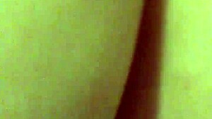 JESSY BXXX LETS CRABBMAN FINGER HER GF'S WET PUSSY