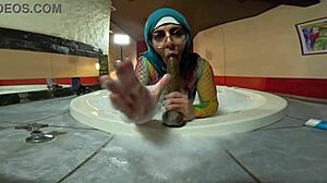 my pussy to mouth action in jacuzzi with mia niqab