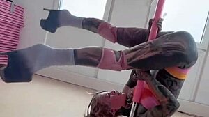 Anuskatzz Twerks Athletic Ass in Exotic Heels Pole Dance Mix