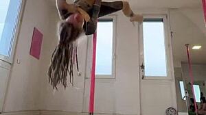 Anuskatzz Twerks Athletic Ass in Exotic Heels Pole Dance Mix