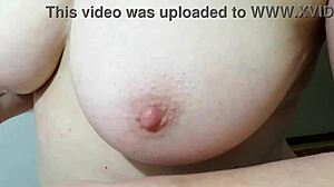 check out my naughty bits creaming up nice and wet