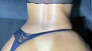 Oiled brazilian housewife ass brincando creampie doggystyle riding