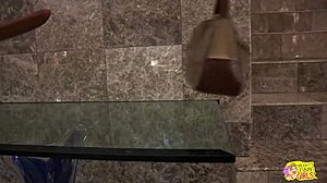 i grabbed her while washing dishes for hot brunette lesbian pussy lick