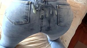 her big ass shakes me emotionally as i cum hard