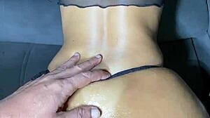 Oiled brazilian housewife ass brincando creampie doggystyle riding