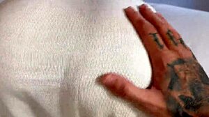 Girlfriend delivers tight anal birthday present