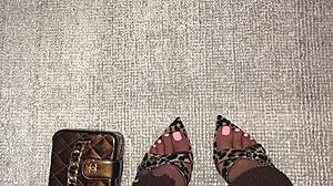 check out this kylie jenner feet pics compilation so sexy